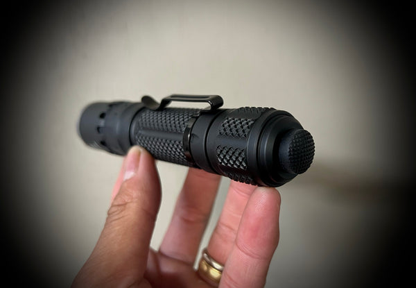 Weltool T2vn - Best Compact Mechanical Tactical Clicky on Sky Lumen R