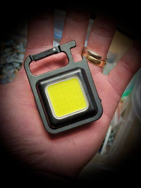 666 COB Keychain Light R